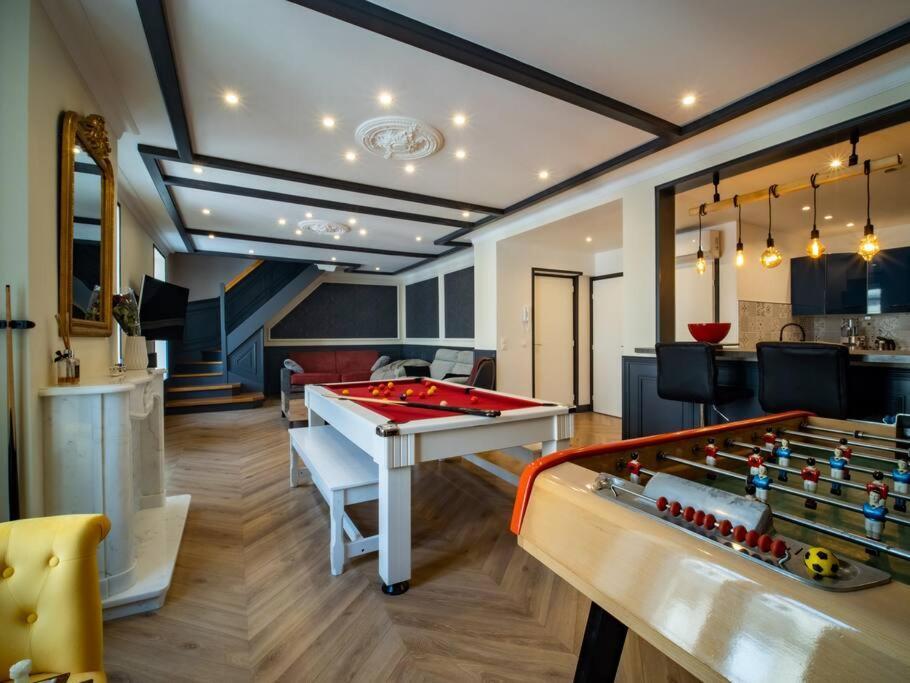 Mega Jeanne D'Arc Billard Baby Foot Logements Insolites Nancy Bagian luar foto